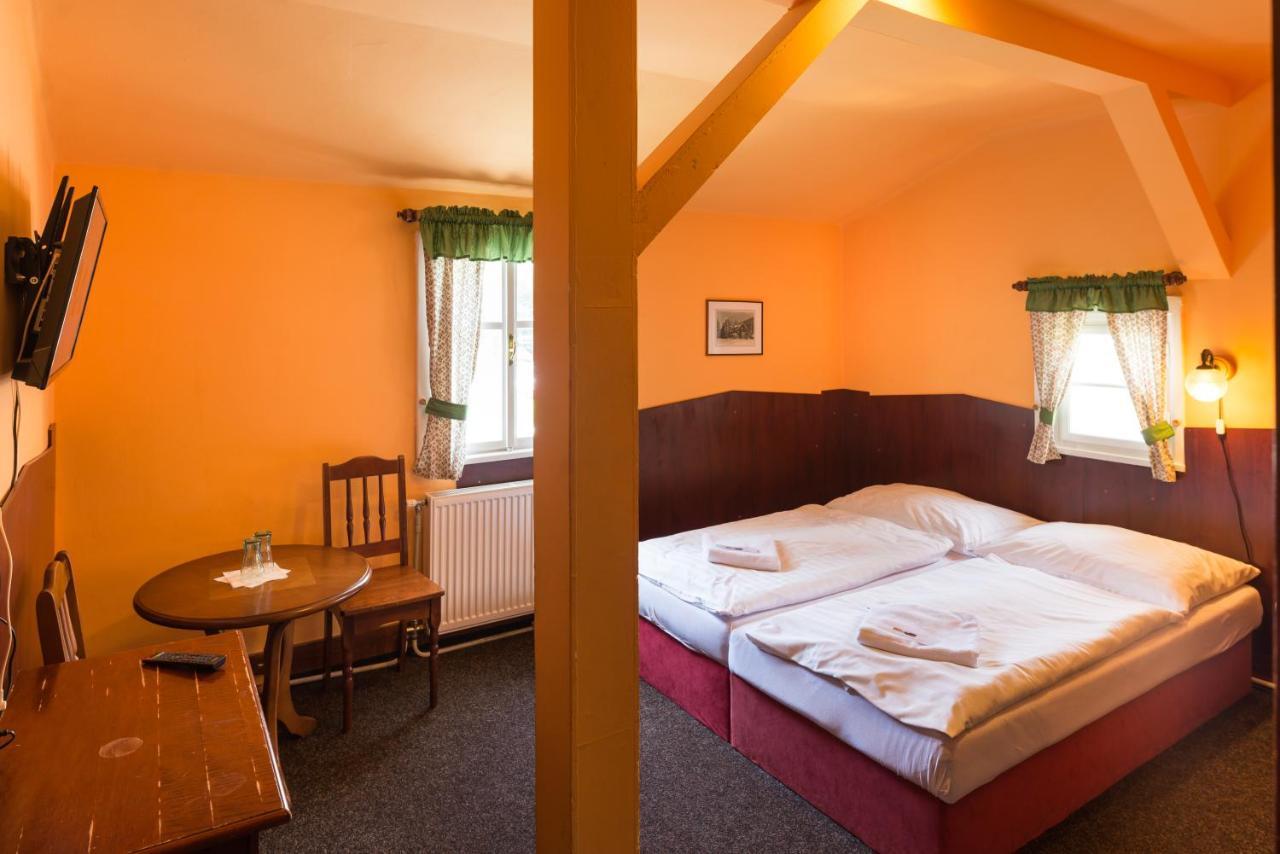 Hotel Diana Špindlerŭv Mlýn Luaran gambar