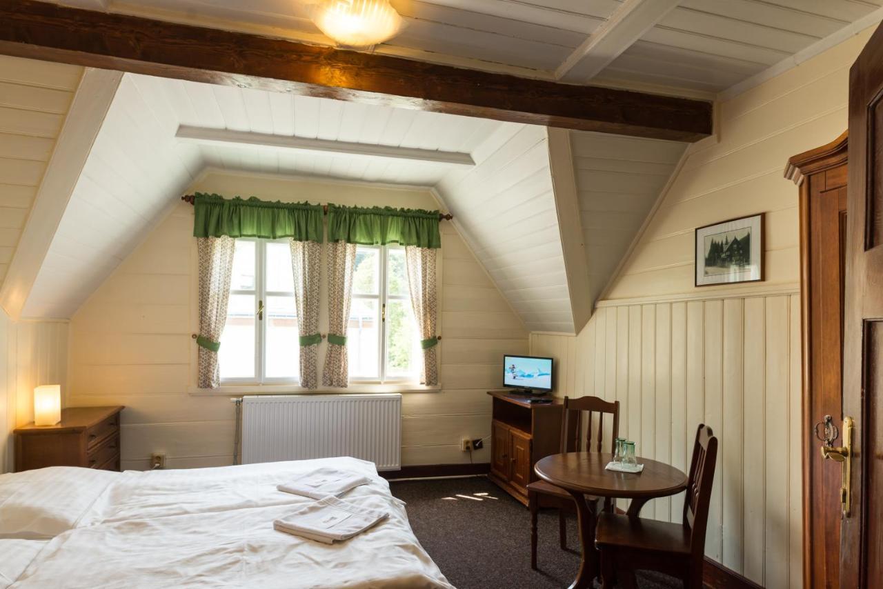 Hotel Diana Špindlerŭv Mlýn Luaran gambar