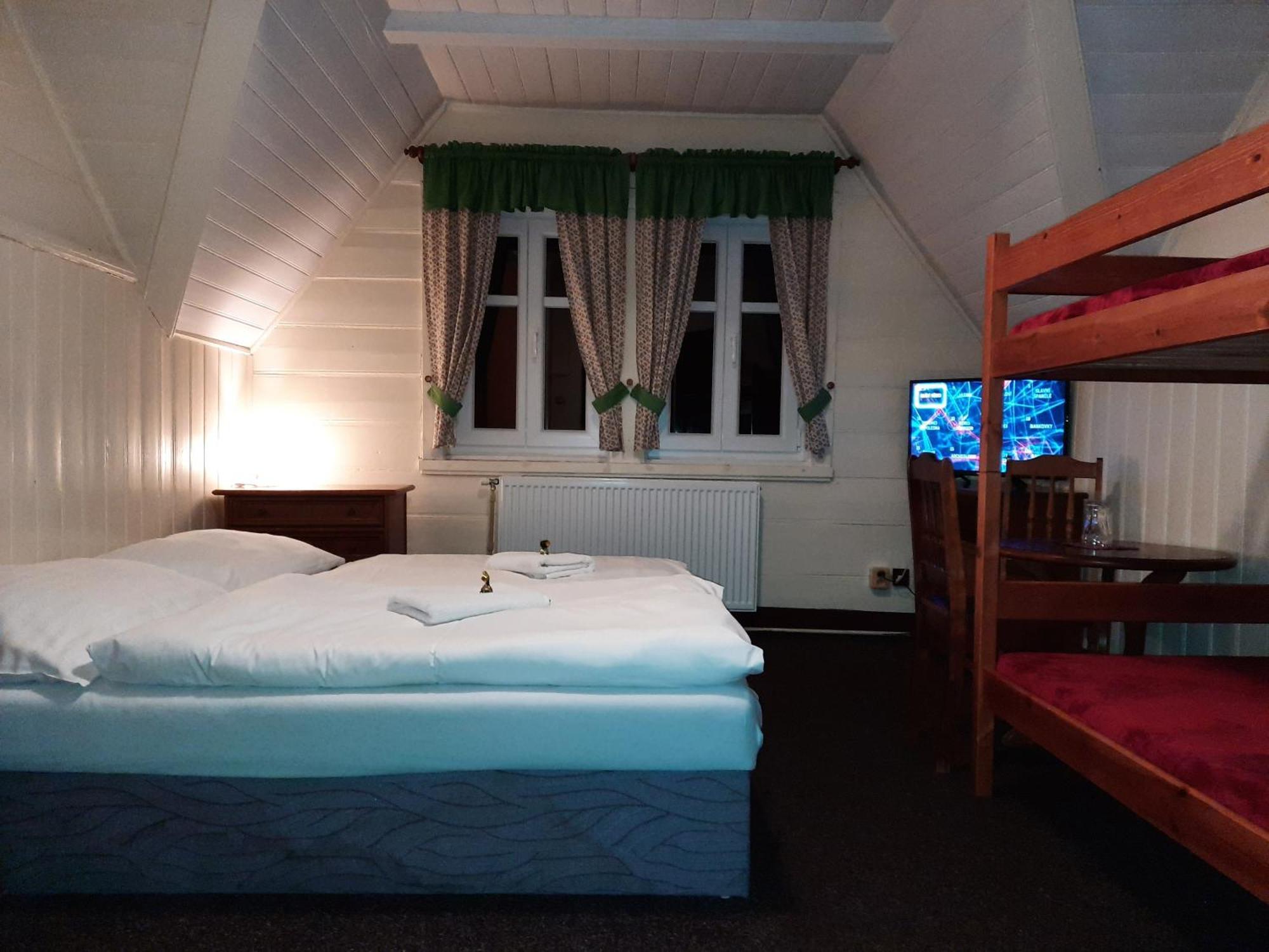 Hotel Diana Špindlerŭv Mlýn Luaran gambar