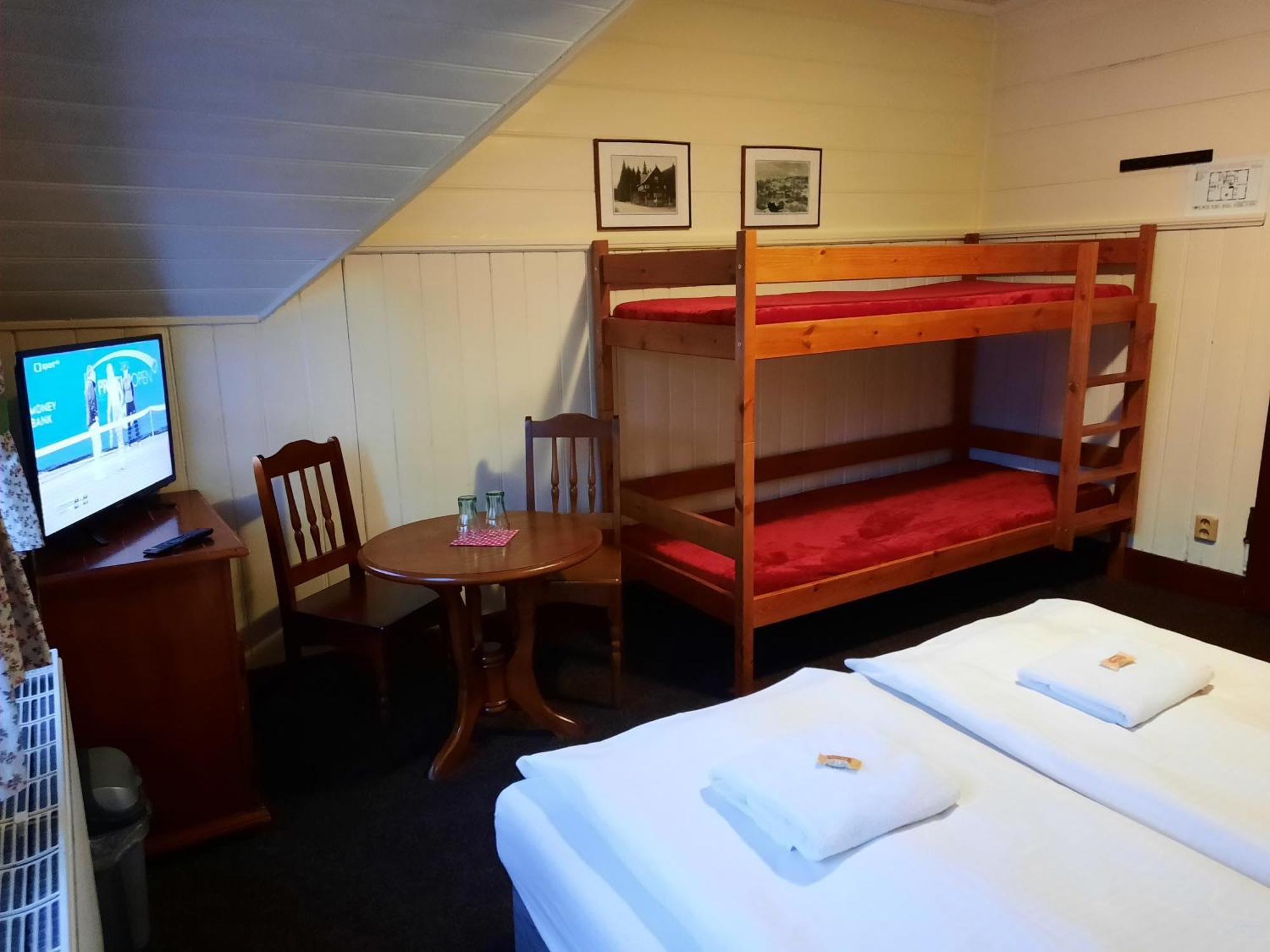 Hotel Diana Špindlerŭv Mlýn Luaran gambar
