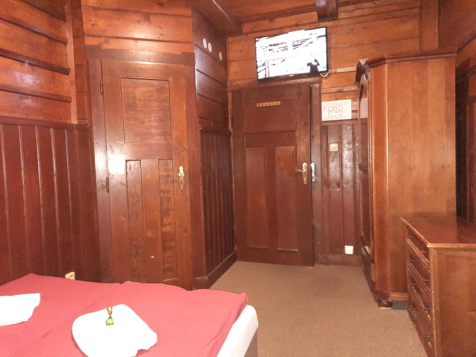 Hotel Diana Špindlerŭv Mlýn Luaran gambar