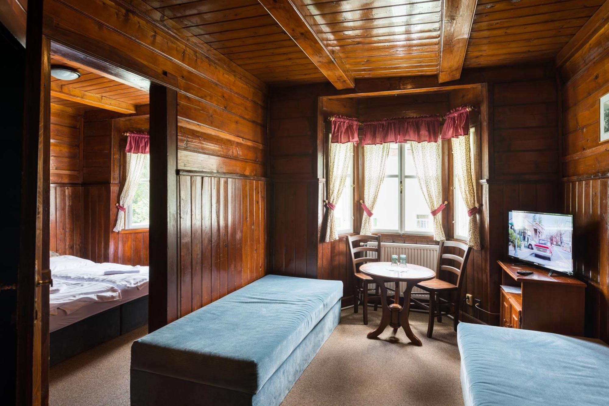 Hotel Diana Špindlerŭv Mlýn Luaran gambar