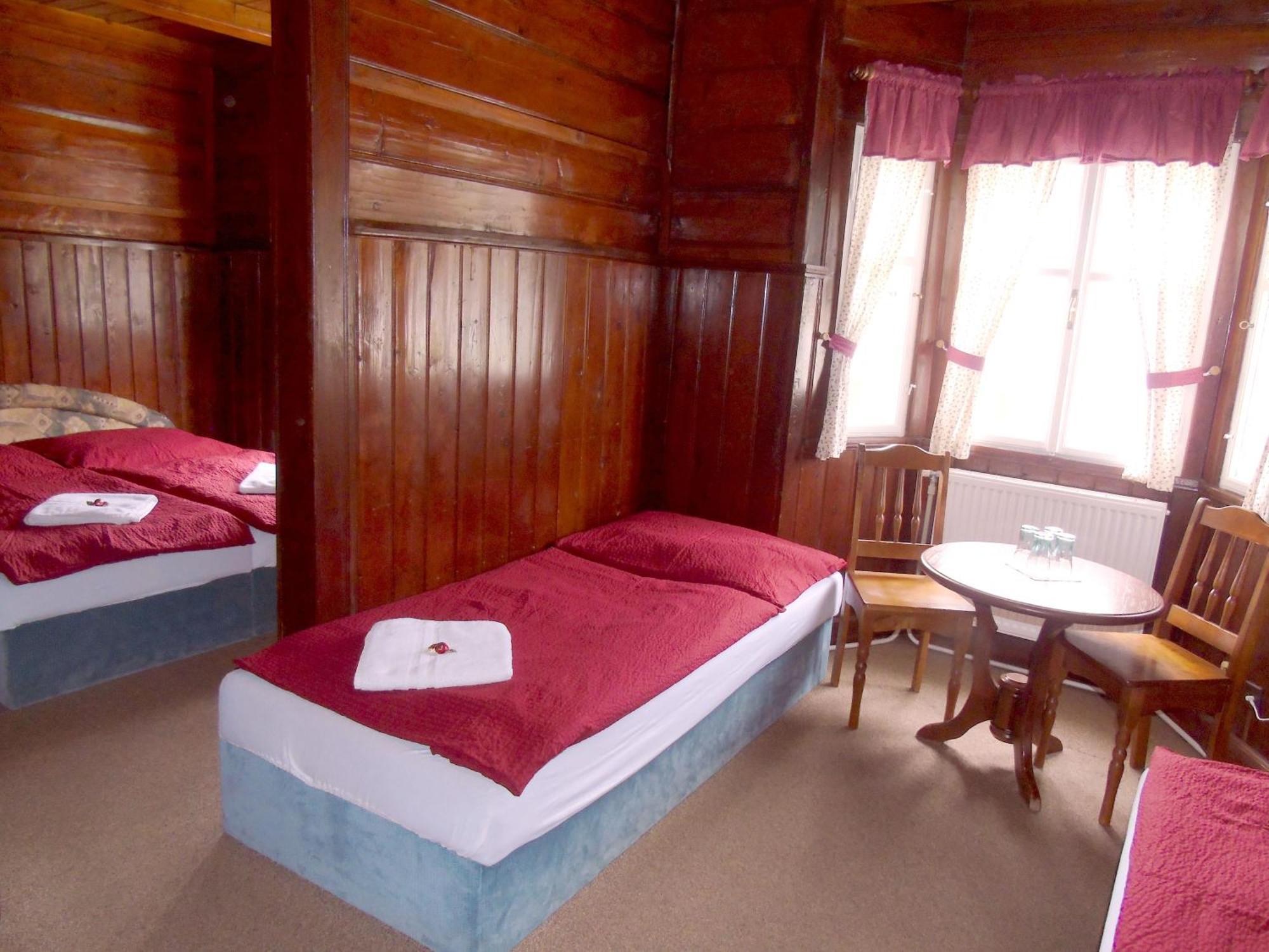 Hotel Diana Špindlerŭv Mlýn Luaran gambar